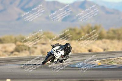 media/Dec-07-2025-CVMA (Sun) [[3e7d2de5dc]]/Race 18-Formula Twins-Formula 40 UL/